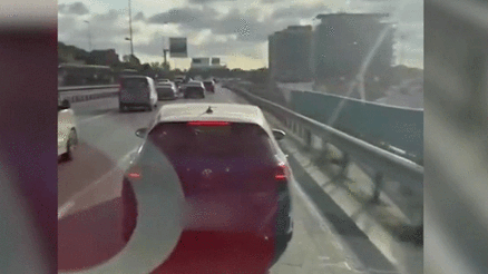 Şişlide ambulansa yol vermeyen sürücü yakalandı Şişlide ambulansa yol vermeyen sürücü yakalandı