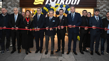 Türk mobilya markası dördüncü mağazasını Londrada açtı