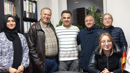 Prof. Yüzerden önemli görüşmeler