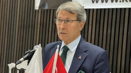 Prof. Halaçoğlu partililerle buluştu