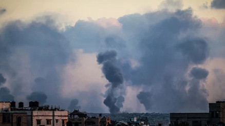 Ateşkesi ihlal eden İsrail Gazzede saldırılar düzenledi Ateşkesi ihlal eden İsrail Gazzede saldırılar düzenledi