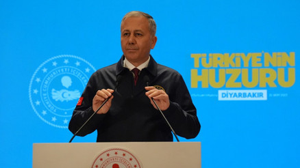 Bakan Yerlikaya: Hiç kimse polisimize, düşman deme alçaklığına cüret edemez Bakan Yerlikaya: Hiç kimse polisimize, düşman deme alçaklığına cüret edemez