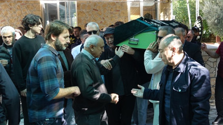 Balıkesirdaki firari mahkum cinayetinde kurbanlar son yolculuğuna uğurlandı