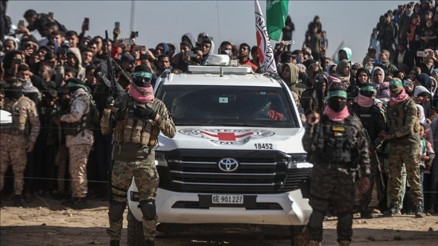 Kassam Tugayları: İsrailli esirin cenazesini teslim etmekte kararlıyız