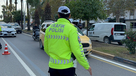 Baba ceza yedi, avukat kızı dava açtı Mahkemeden trafik cezalarıyla ilgili emsal karar