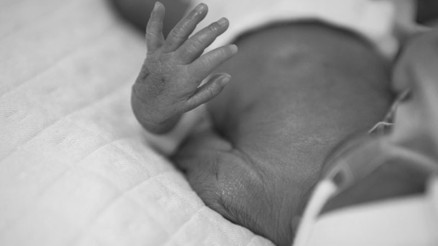 Korku filmleri aratmayacak bir hikâye 15 günlük bebeği diri diri gömülmüş halde buldu... Cinsiyeti yüzünden mi terk edildi