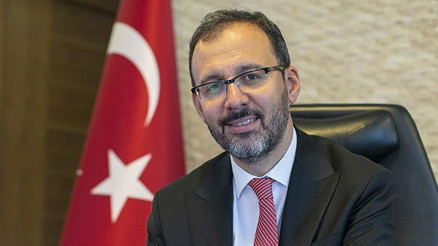 Kasapoğlundan Karşıyakaya müjde: Karşıyaka Stadyumu için uzlaşı sağlandı