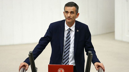 Ümit Dikbayır kimdir, kaç yaşında nereli CHP’den istifa eden Ümit Dikbayır biyografisi ve siyasi kariyeri