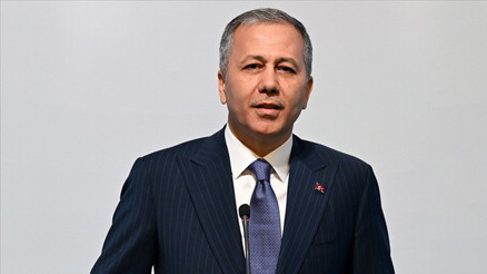 Zehir tacirlerine ağır darbe Bakan Yerlikaya açıkladı Zehir tacirlerine ağır darbe Bakan Yerlikaya açıkladı