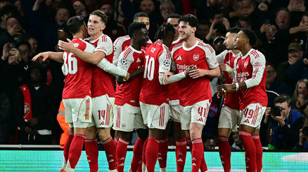 Arsenal 4-0 Atletico Madrid (UEFA Şampiyonlar Ligi)