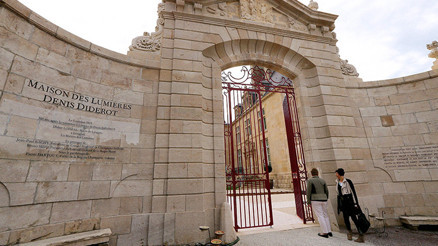 Louvre’dan sonra ikinci şok: Bir müze daha soyuldu