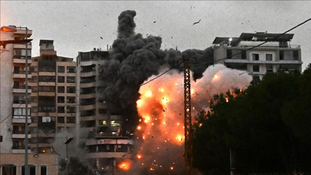 İsrail ateşkese rağmen Lübnanı vurdu