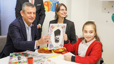 Kreş vaadini revize etti: 150 yurt 1500 kreş Kreş vaadini revize etti: 150 yurt 1500 kreş