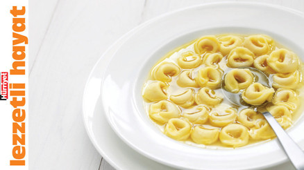 Gerçek büyü et suyunda yavaşça yumuşamasında Gerçek büyü et suyunda yavaşça yumuşamasında