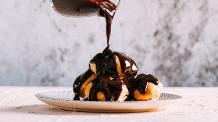 Profiterol nasıl yapılır Profiterol tarifi ve püf noktaları Profiterol nasıl yapılır Profiterol tarifi ve püf noktaları