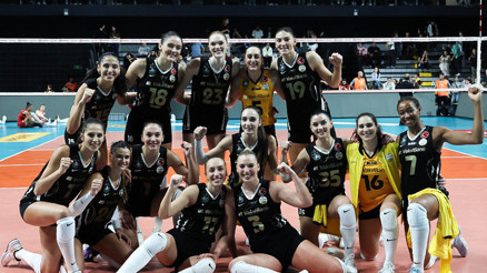 VakıfBank, Galatasaray Daikine set vermedi