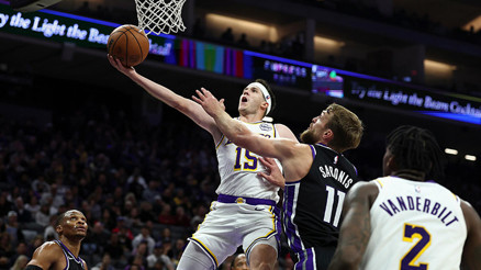 Austin Reaves, Lakersı galibiyete taşıdı