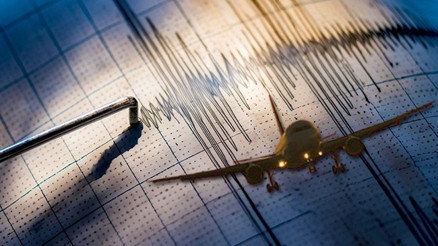 Balıkesirde deprem sonrası uçaklara uyarı yapıldı: Şu anda bir deprem yaşandı, trafikler sırayla pas geçecek Balıkesirde deprem sonrası uçaklara uyarı yapıldı: Şu anda bir deprem yaşandı, trafikler sırayla pas geçecek