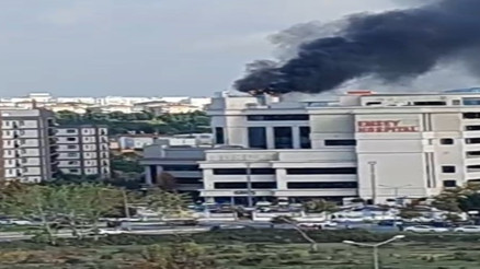 Pendikte hastanede yangın Dumanlar gökyüzüne yükseldi