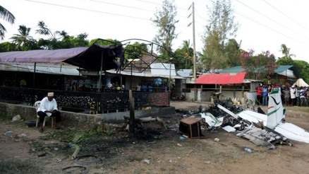 Kenyada uçak düştü, 10u turist 11 kişi öldü