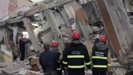 Gebzede bina çöktü: Çok sayıda ekip sevk edildi