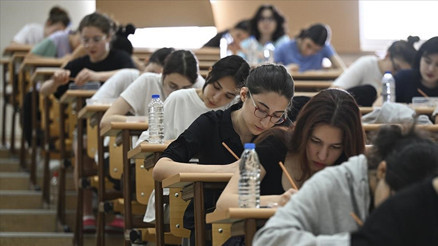 YKSde açık uçlu sorular mı sorulacak, sınav sistemi değişiyor mu Sınavlarda yapay zeka destekli soru sistemi dönemi başlıyor Bakan Yusuf Tekin’den açık uçlu soru açıklaması