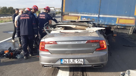 Adanada feci kaza: TIRa arkadan çarpan şoför hayatını kaybetti