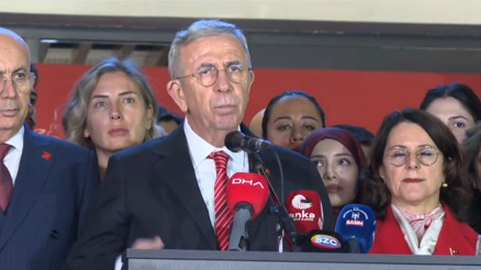 Mansur Yavaş: Karanlığa boyun eğmeden, Cumhuriyet’in ışığında yürümeye devam edeceğiz
