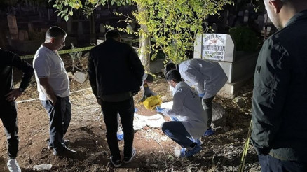 Mezarlıkta bebek cesedi bulundu