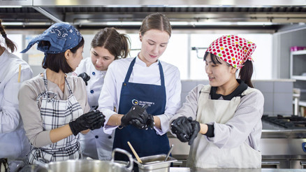 Japon öğrencilere kısır dersi