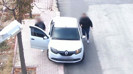 Bu şekilde cezadan kaçacağını sandı ama dron kamerası saniye saniye kaydetti Bu şekilde cezadan kaçacağını sandı ama dron kamerası saniye saniye kaydetti