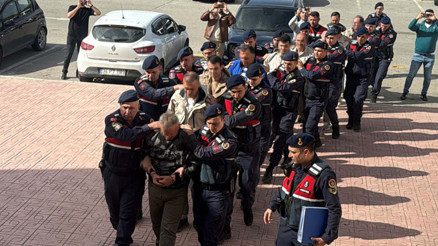 Yunan adalarına kaçmaya çalışan 8 FETÖ şüphelisi yakalandı