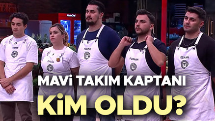 MASTERCHEF MAVİ TAKIM KAPTANI KİM OLDU (2 Kasım 2025 Pazar-Son bölüm) | Dün akşam (2 Kasım) MasterChef kaptanlık oyununu kim kazandı, yeni takımlar nasıl kuruldu, kaptanlar kim oldu İşte haftanın yeni kaptanları ve kırmızı-mavi takım yarışmacıları MASTERCHEF MAVİ TAKIM KAPTANI KİM OLDU (2 Kasım 2025 Pazar-Son bölüm) | Dün akşam (2 Kasım) MasterChef kaptanlık oyununu kim kazandı, yeni takımlar nasıl kuruldu, kaptanlar kim oldu İşte haftanın yeni kaptanları ve kırmızı-mavi takım yarışmacıları