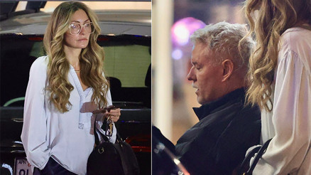 Böyle vefa görülmedi… Hasta kocasının yanından ayrılmıyor… Boşanmaktan bile vazgeçti Böyle vefa görülmedi… Hasta kocasının yanından ayrılmıyor… Boşanmaktan bile vazgeçti