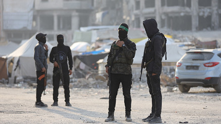 Hamas, Gazzedeki İsrailli bir esirin cesedini daha Kızılhaça teslim etti