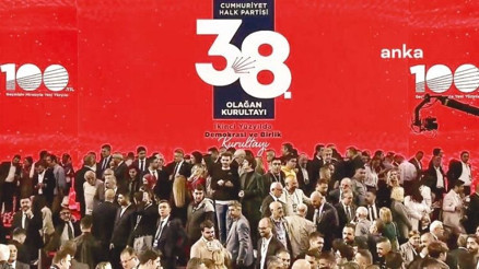 CHP’nin kurultay davasında Atatürk’lü ara karar CHP’nin kurultay davasında Atatürk’lü ara karar