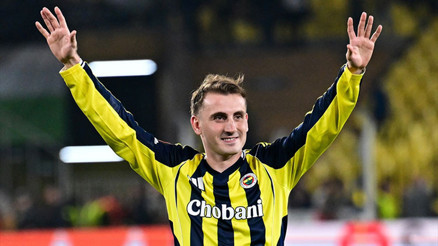 Kerem Aktürkoğlu sözünü tuttu İlkokul öğrencisinin başkanlık vaadini yerine getirdi