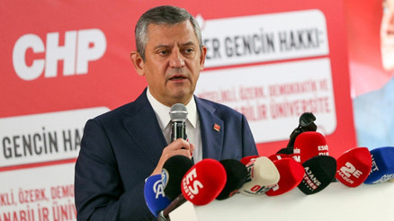 CHP lideri Özel, Ferdi Zeyrek Yaşam Merkezinin açılışında konuştu: Bir kişiyi yaşatmanın en iyi yolu, bu
