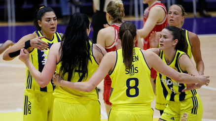 Fenerbahçe Opet 5te 5 yaptı