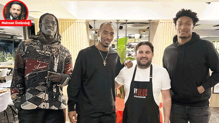 Maçtan sonra danaya girdiler