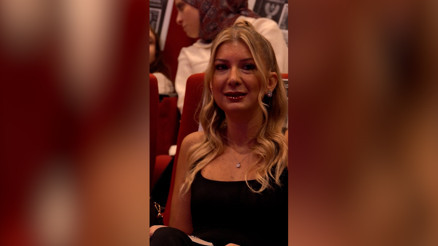 Beste Sırapınar’a “Yılın En İyi Kadın Gazetecisi” ödülü