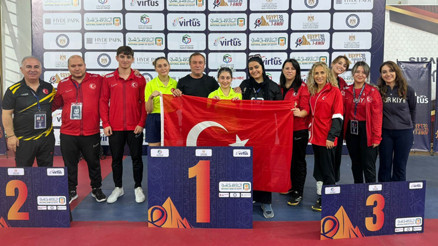 Özel Sporcular Para Masa Tenisi Mili Takımı, Dünya şampiyonu