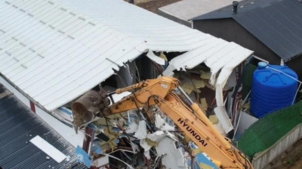 İstanbuldaki kan donduran olayda yeni gelişme: Sinemin can verdiği villa yıkıldı