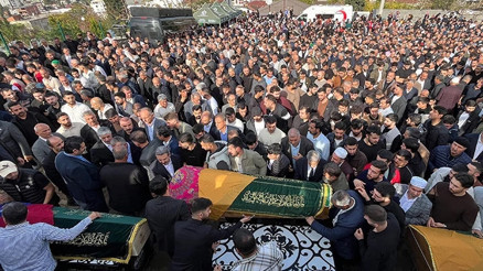 Kozmetik fabrikasında hayatını kaybedenler, son yolculuklarına uğurlandı