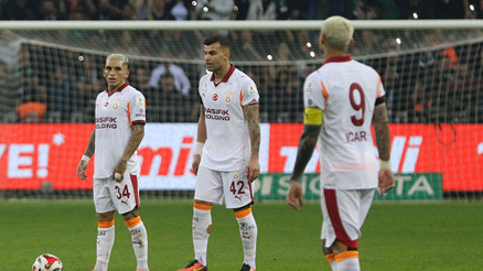 Okan Buruk şaşırttı