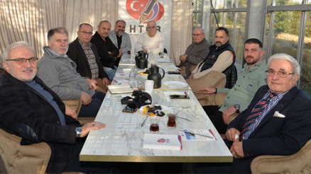 Hollanda Türk Gazeteciler Birliği üyeleri kahvaltıda buluştu