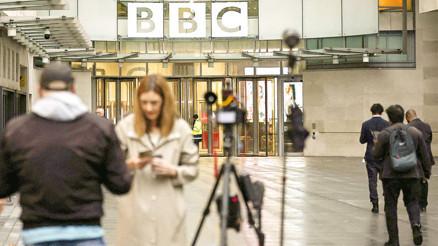 BBC’de Trump depremi İki müdür istifa etti