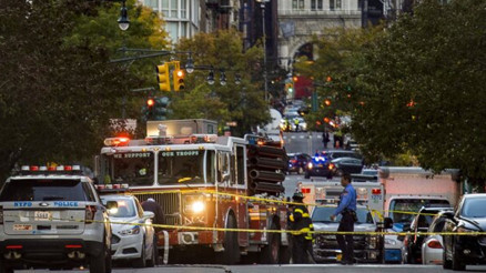 Bangladeşin başkenti Dakkada peş peşe terör saldırıları: 11 farklı noktada patlama meydana geldi