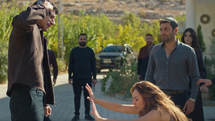 Uzak Şehir birinci yılını zirvede kutladı Uzak Şehir birinci yılını zirvede kutladı