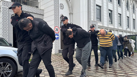 Kocaeli faciasında 6 kişi yaşamını yitirmişti Gözaltına alınan 11 şüpheli adliyeye sevk edildi